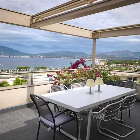 With Terrace Close To The Апартаменты Grosseto-Prugna