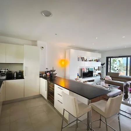 Apartment With Terrace Close To The